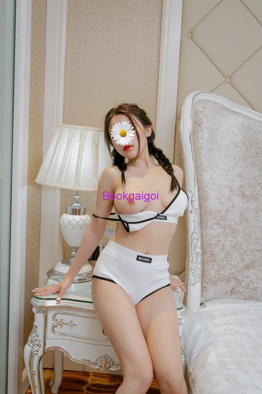 Lan Nhi Xinh Và Duyên dịch vụ tuyệt vời làm tình chuẩn Idol JAV